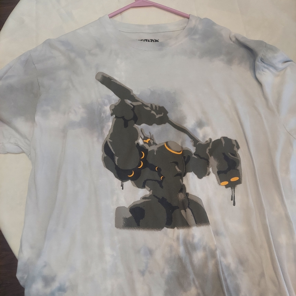 Reinhardt XL shirt